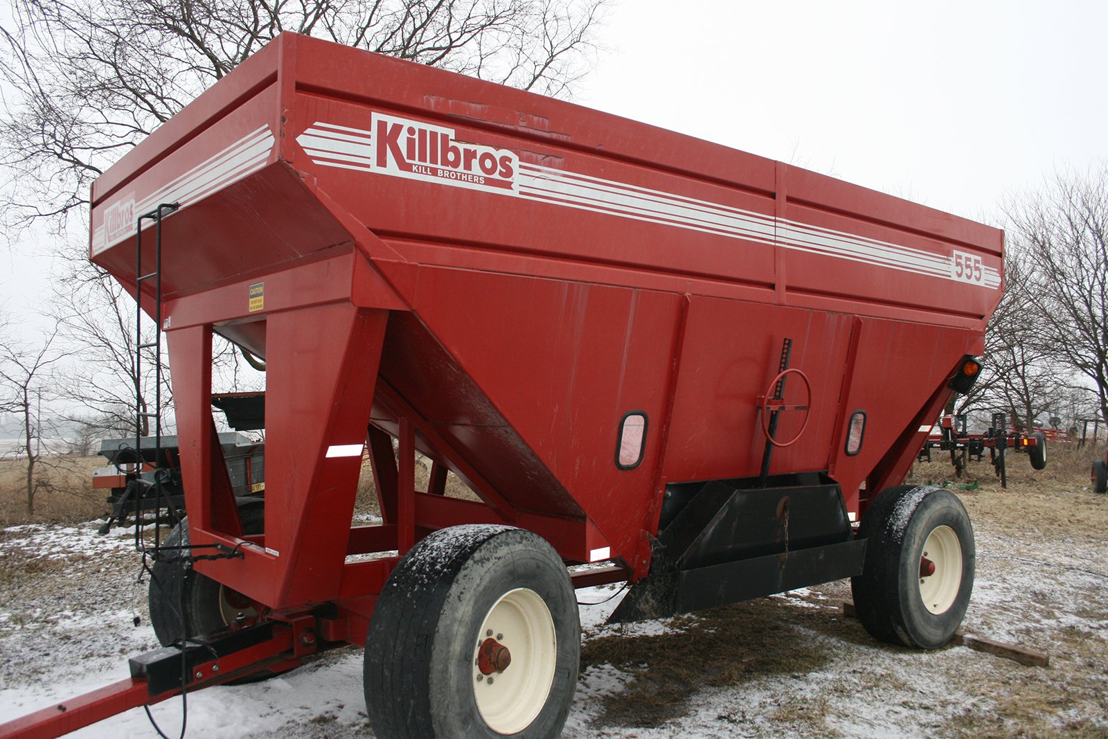 Property photo 145 - AREA FARMERS & CONTRACTORS EQUIPMENT AUCTION IN WHITLEY COUNTY, INDIANA