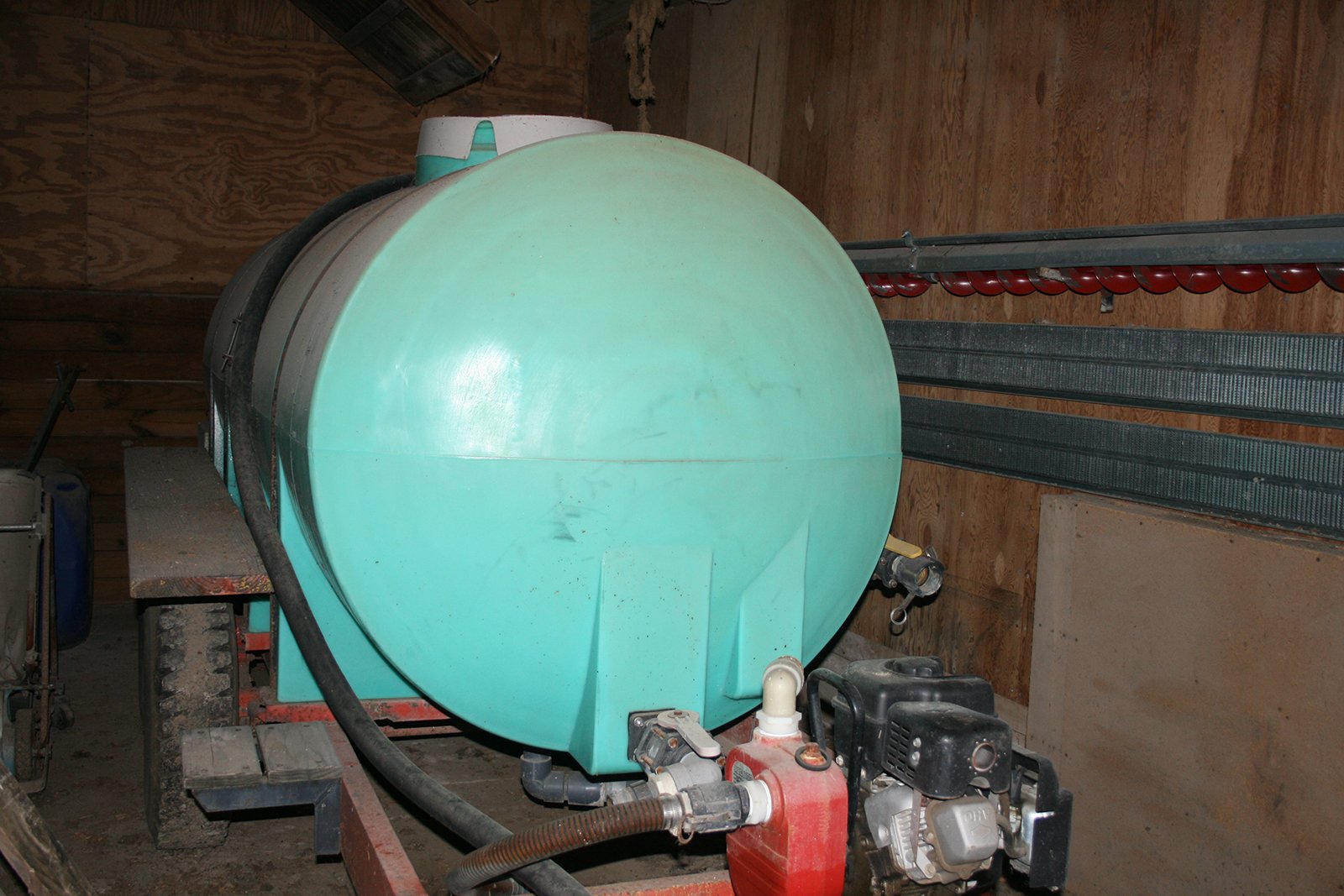 Property photo 101 - AREA FARMERS & CONTRACTORS EQUIPMENT AUCTION IN WHITLEY COUNTY, INDIANA