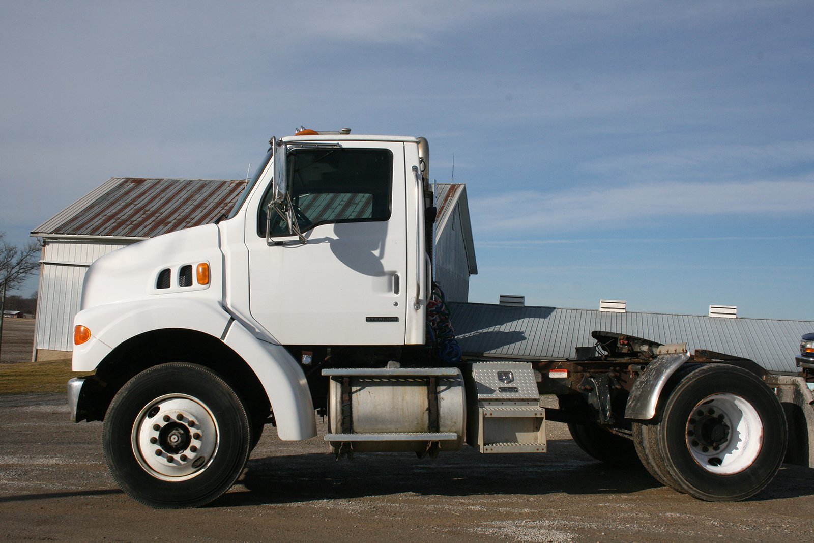 Property photo 239 - AREA FARMERS & CONTRACTORS EQUIPMENT AUCTION IN WHITLEY COUNTY, INDIANA