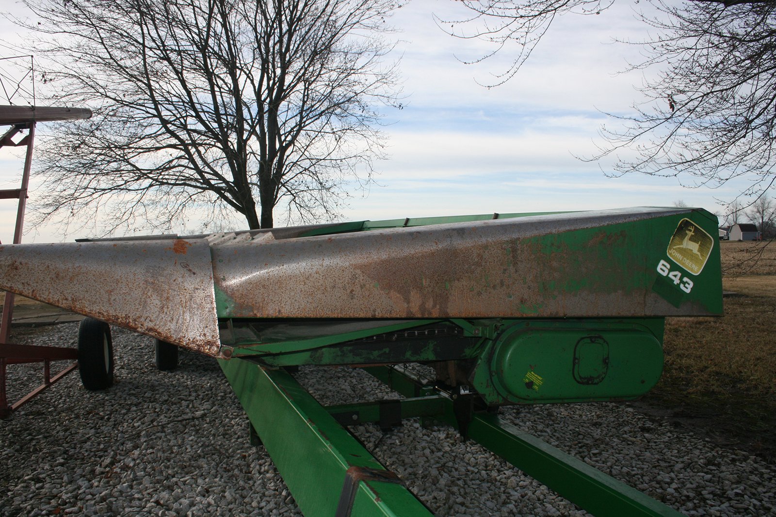 Property photo 129 - AREA FARMERS & CONTRACTORS EQUIPMENT AUCTION IN WHITLEY COUNTY, INDIANA