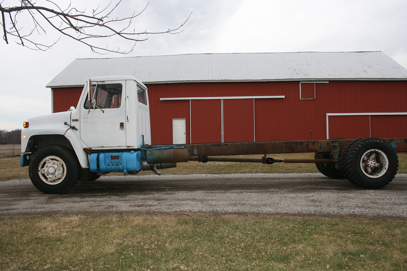 Property photo 245 - AREA FARMERS & CONTRACTORS EQUIPMENT AUCTION IN WHITLEY COUNTY, INDIANA