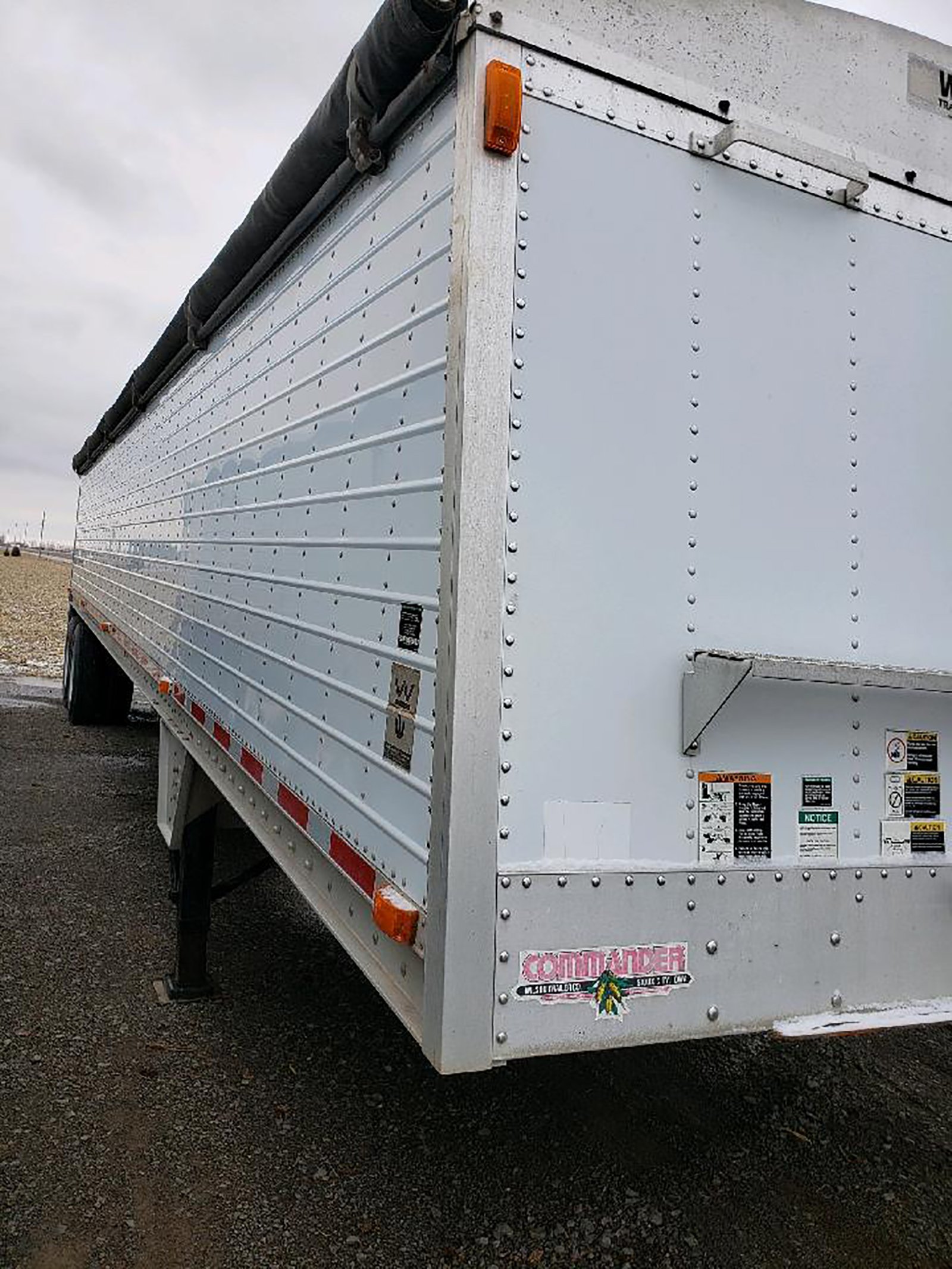 Property photo 231 - AREA FARMERS & CONTRACTORS EQUIPMENT AUCTION IN WHITLEY COUNTY, INDIANA