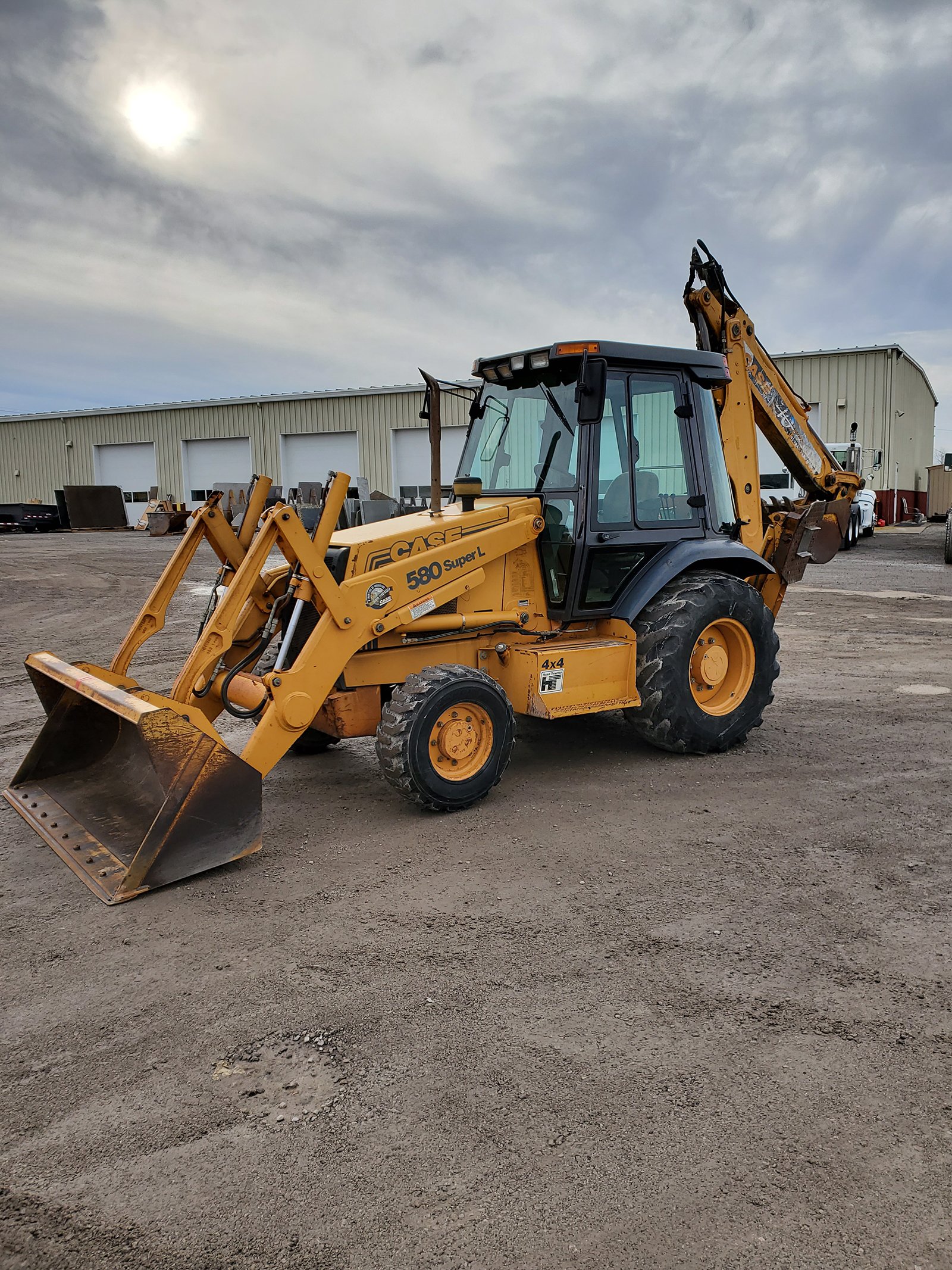 Property photo 210 - AREA FARMERS & CONTRACTORS EQUIPMENT AUCTION IN WHITLEY COUNTY, INDIANA