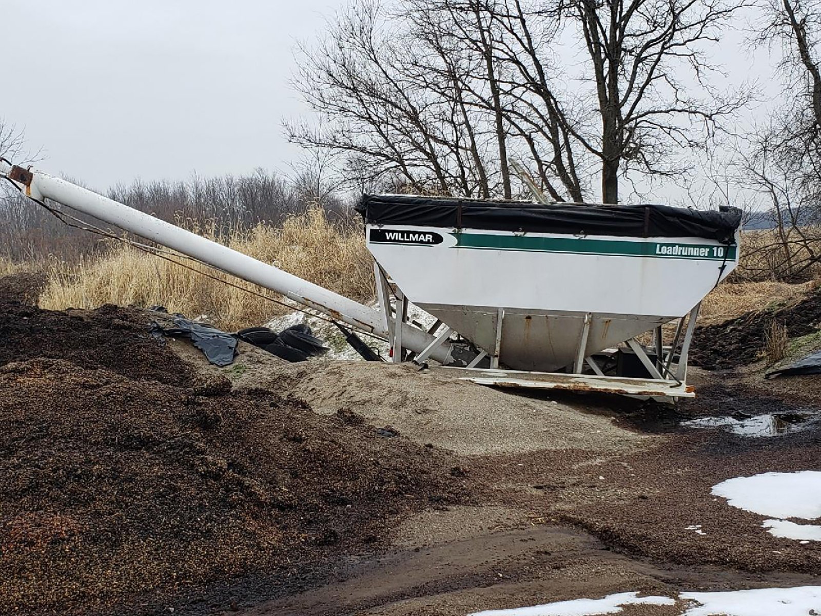 Property photo 103 - AREA FARMERS & CONTRACTORS EQUIPMENT AUCTION IN WHITLEY COUNTY, INDIANA