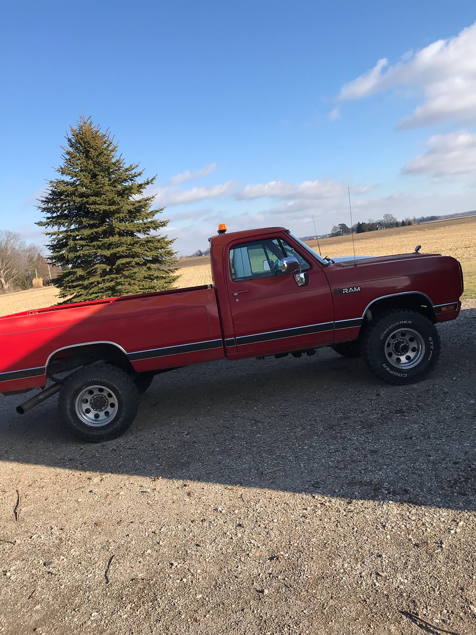 Property photo 267 - AREA FARMERS & CONTRACTORS EQUIPMENT AUCTION IN WHITLEY COUNTY, INDIANA