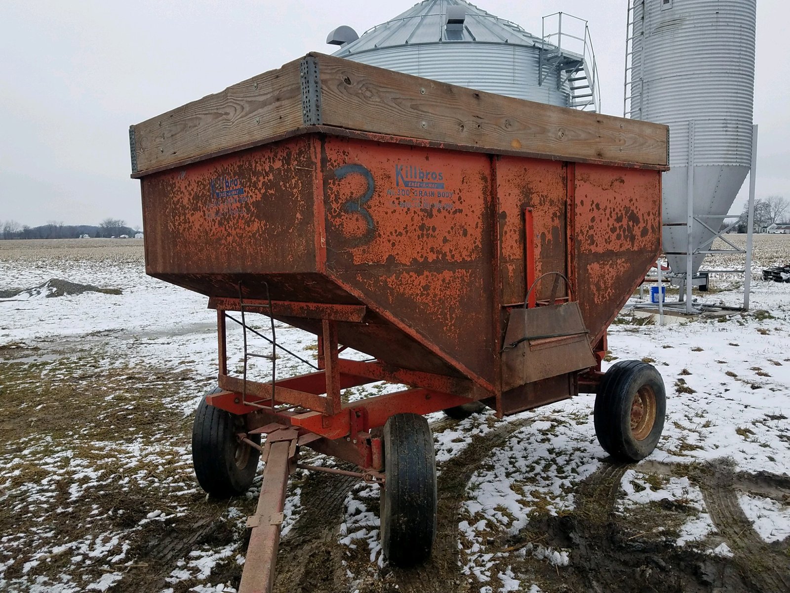 Property photo 149 - AREA FARMERS & CONTRACTORS EQUIPMENT AUCTION IN WHITLEY COUNTY, INDIANA