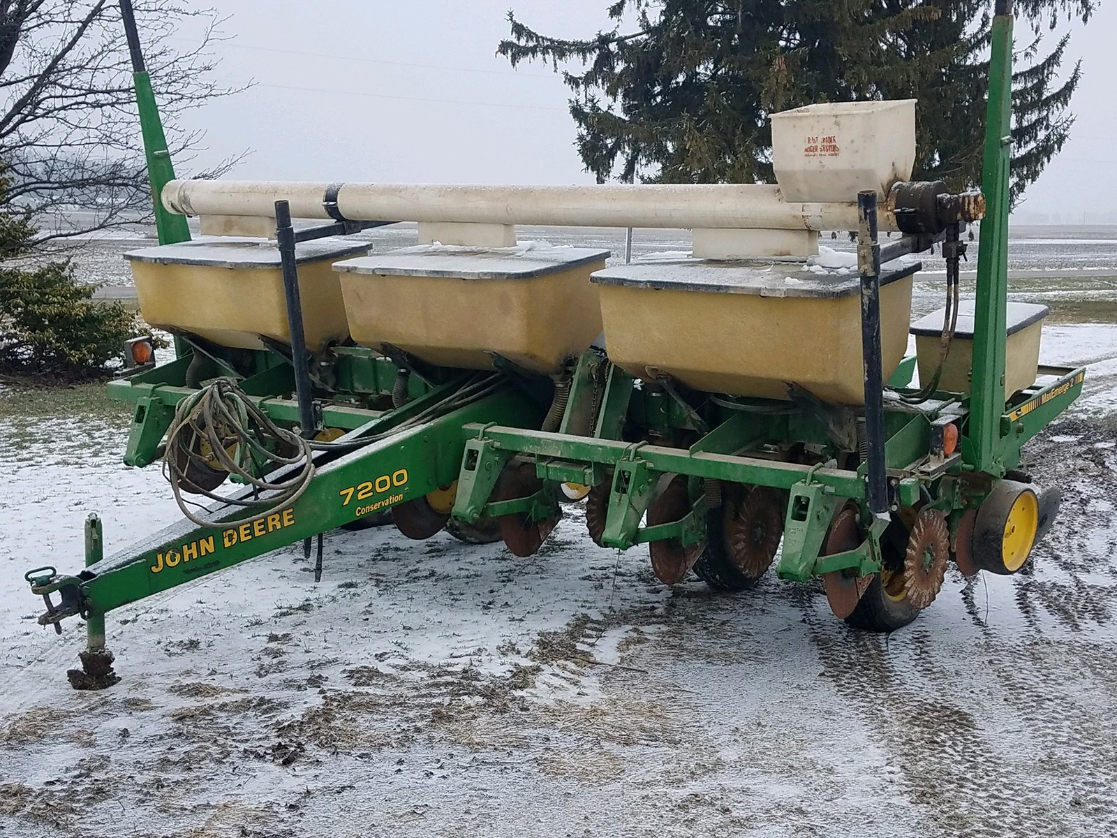 Property photo 38 - AREA FARMERS & CONTRACTORS EQUIPMENT AUCTION IN WHITLEY COUNTY, INDIANA