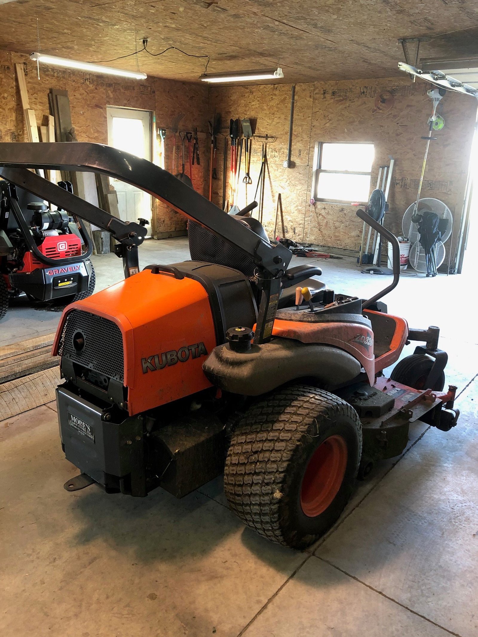 Property photo 338 - AREA FARMERS & CONTRACTORS EQUIPMENT AUCTION IN WHITLEY COUNTY, INDIANA