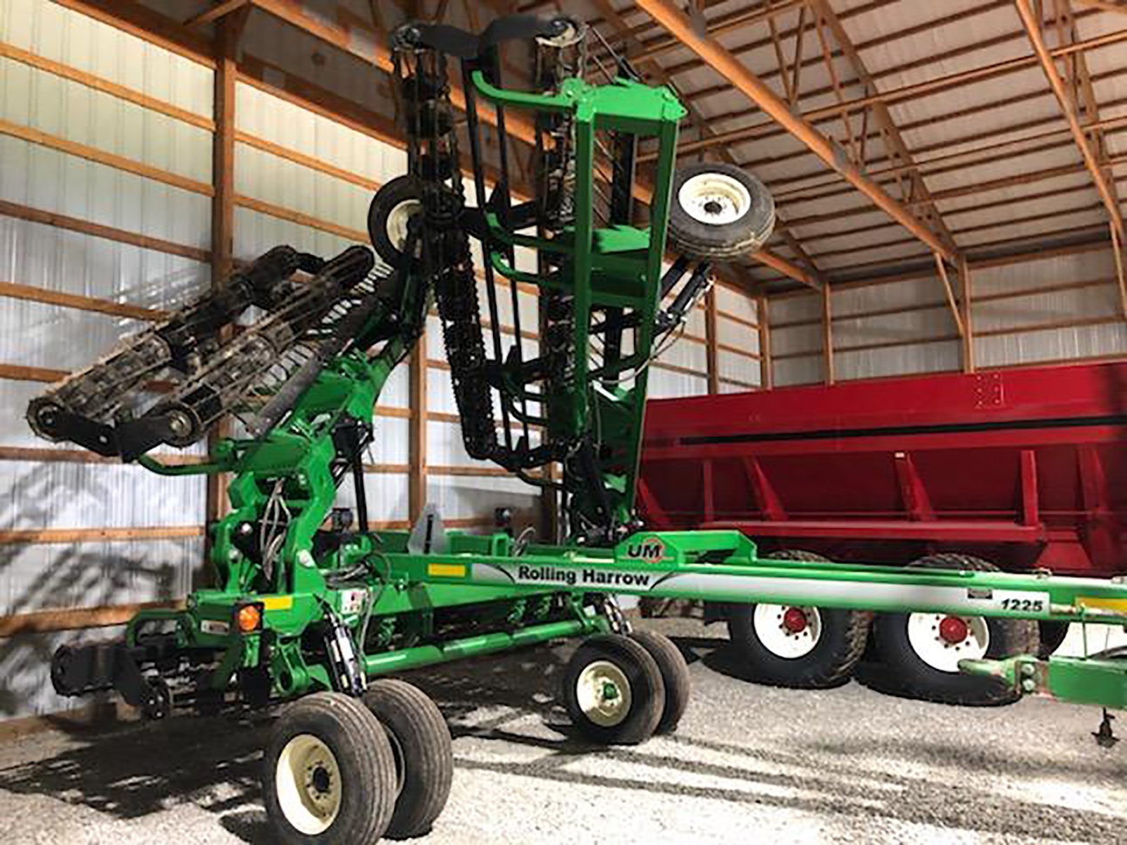 Property photo 76 - AREA FARMERS & CONTRACTORS EQUIPMENT AUCTION IN WHITLEY COUNTY, INDIANA