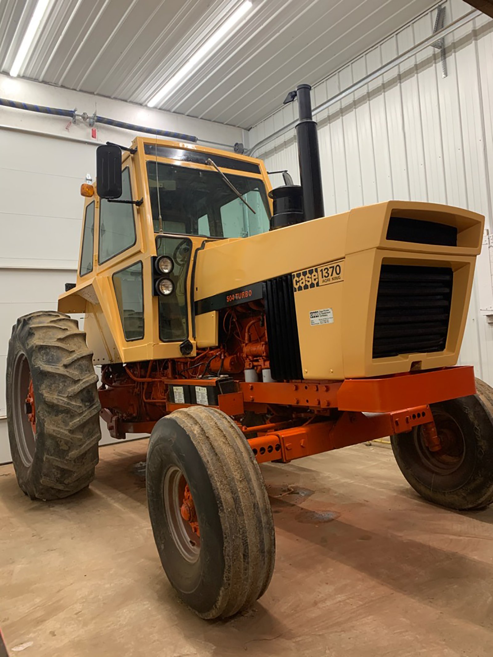 Property photo 16 - AREA FARMERS & CONTRACTORS EQUIPMENT AUCTION IN WHITLEY COUNTY, INDIANA