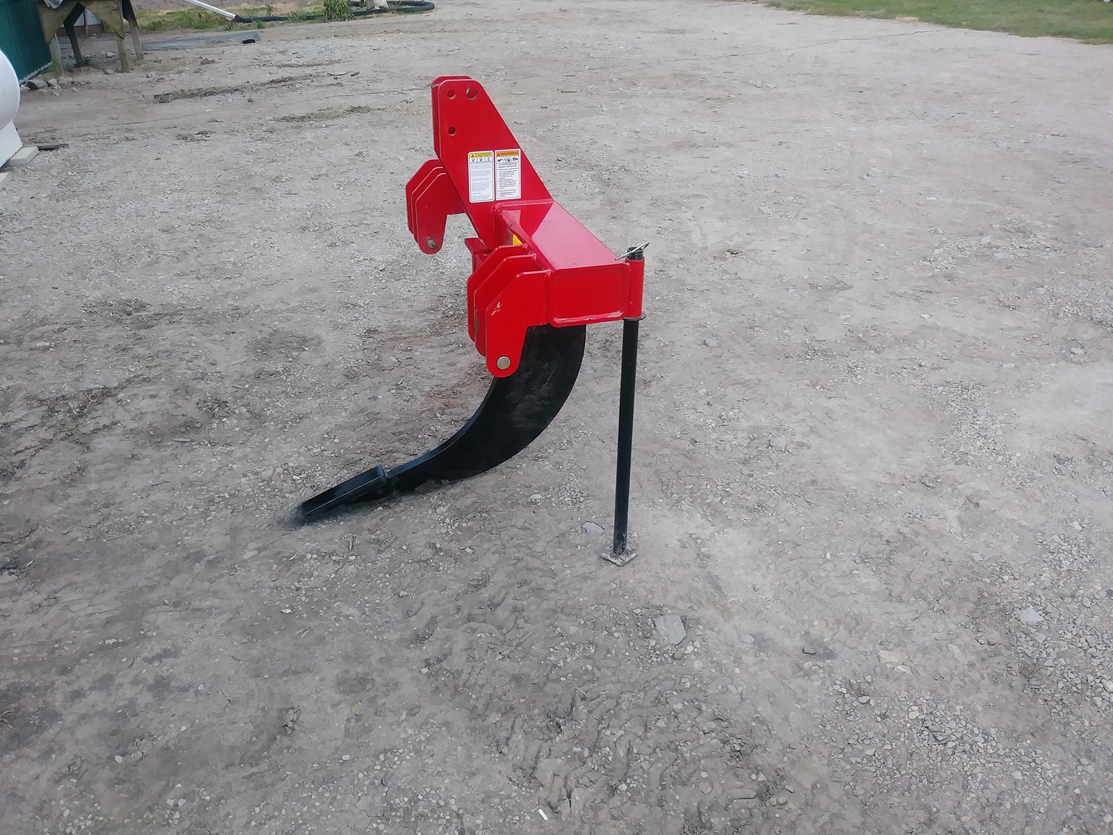 Property photo 363 - AREA FARMERS & CONTRACTORS EQUIPMENT AUCTION IN WHITLEY COUNTY, INDIANA