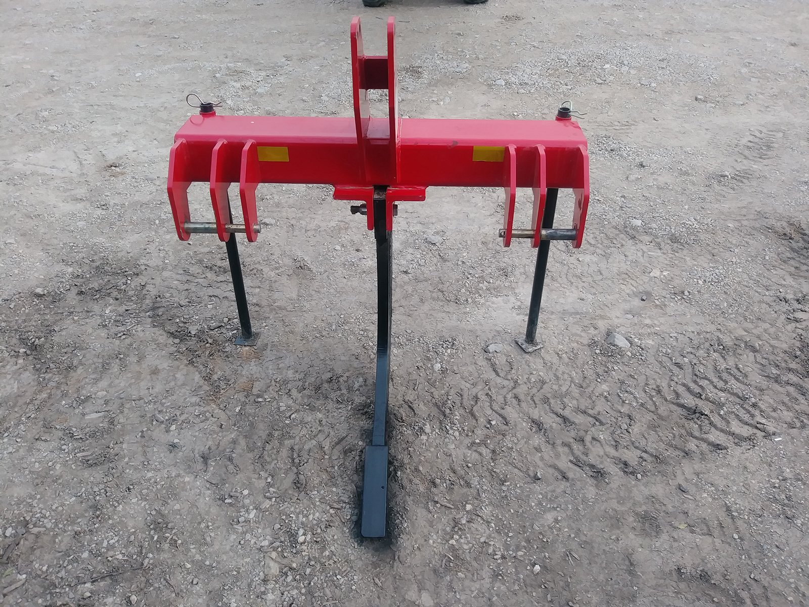 Property photo 365 - AREA FARMERS & CONTRACTORS EQUIPMENT AUCTION IN WHITLEY COUNTY, INDIANA