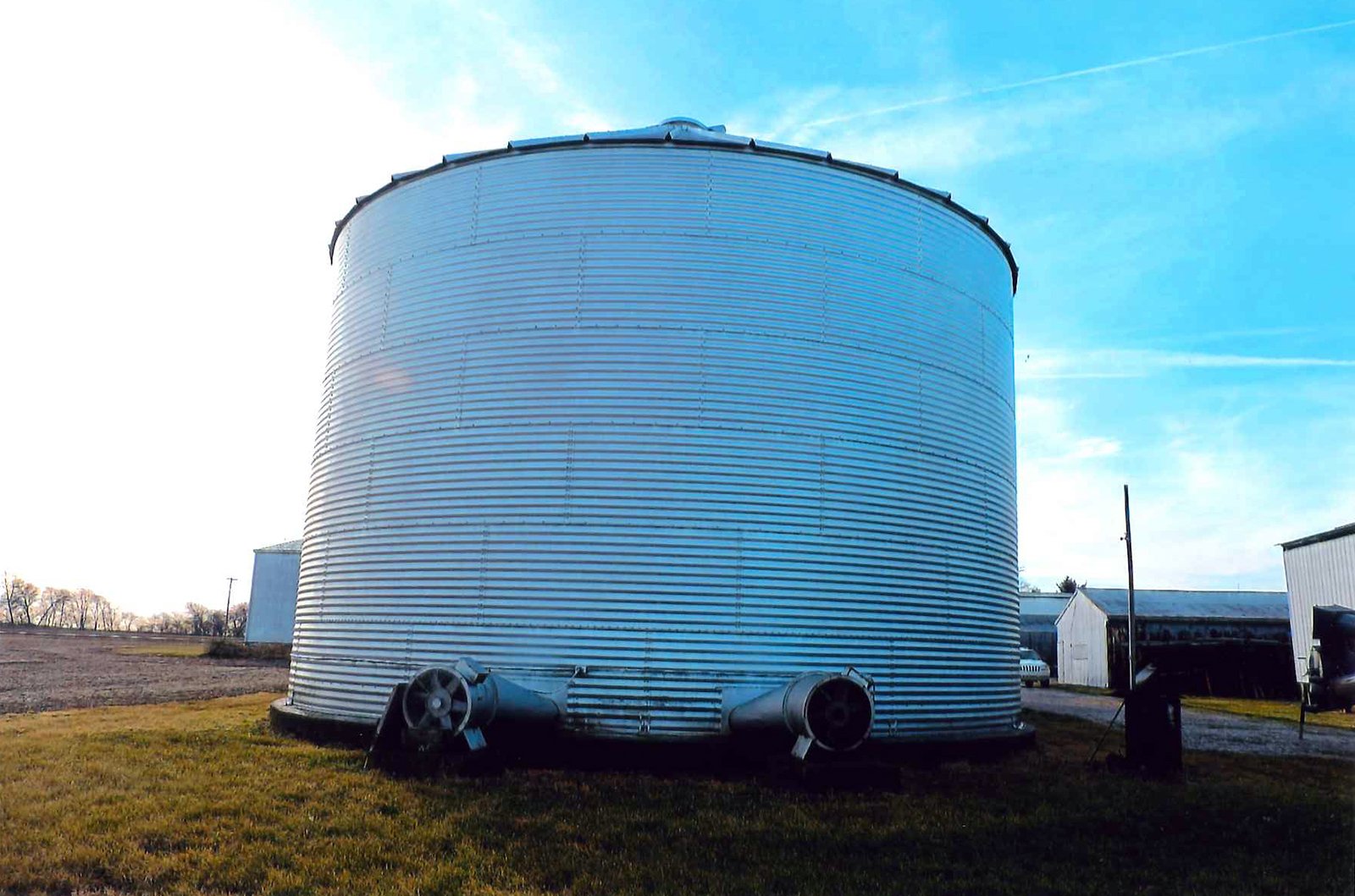 Property photo 43 - FARM EQUIPMENT AUCTION IN WHITE COUNTY, INDIANA