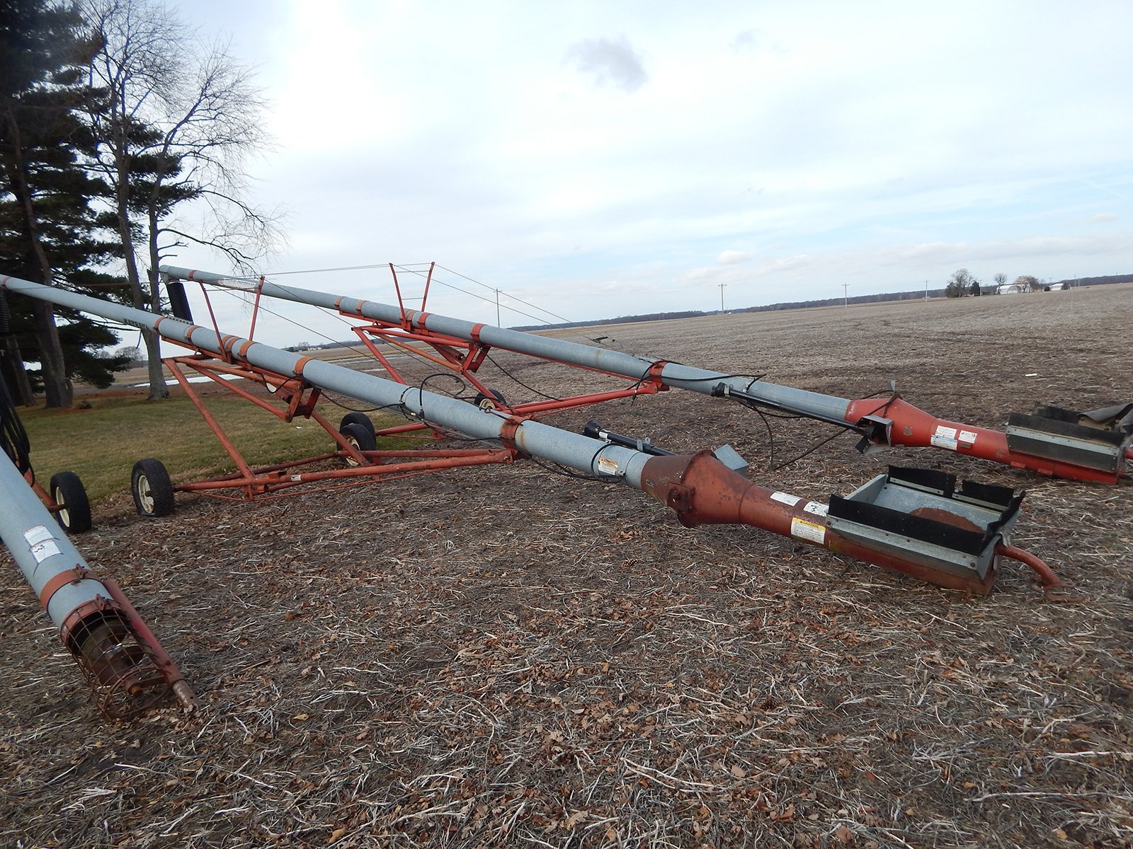 Property photo 19 - FARM EQUIPMENT AUCTION IN WHITE COUNTY, INDIANA