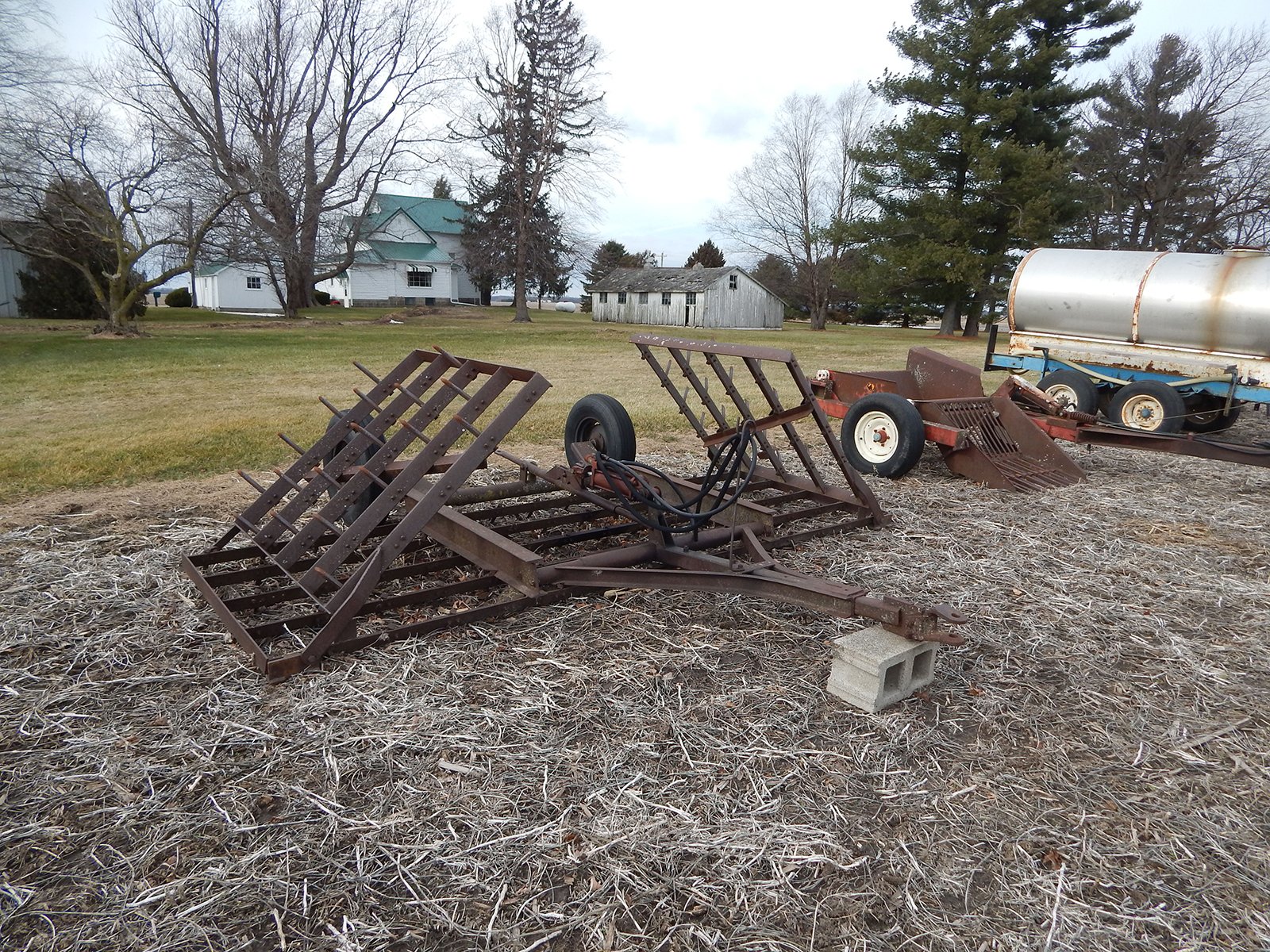 Property photo 23 - FARM EQUIPMENT AUCTION IN WHITE COUNTY, INDIANA