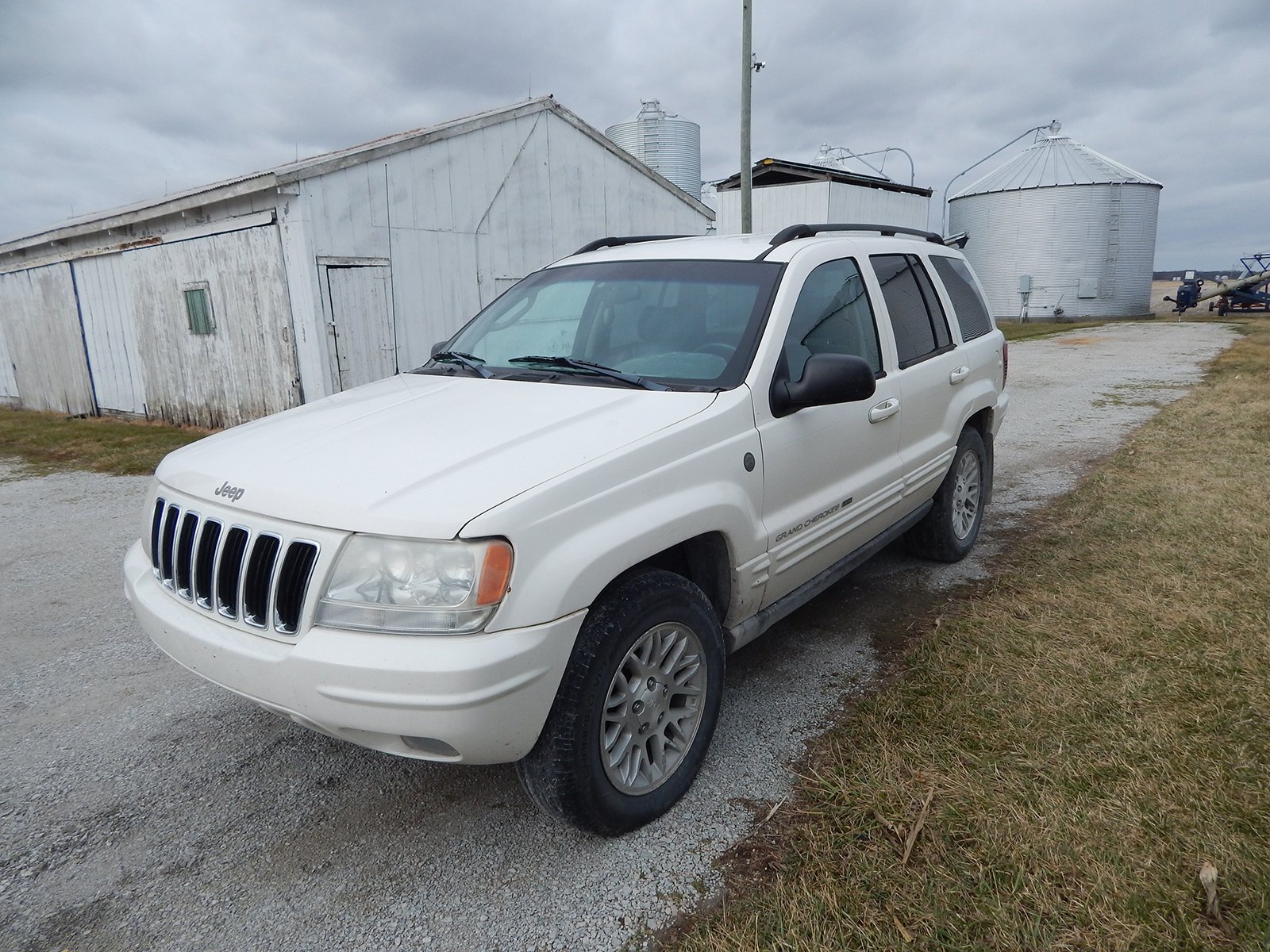 Property photo 17 - FARM EQUIPMENT AUCTION IN WHITE COUNTY, INDIANA