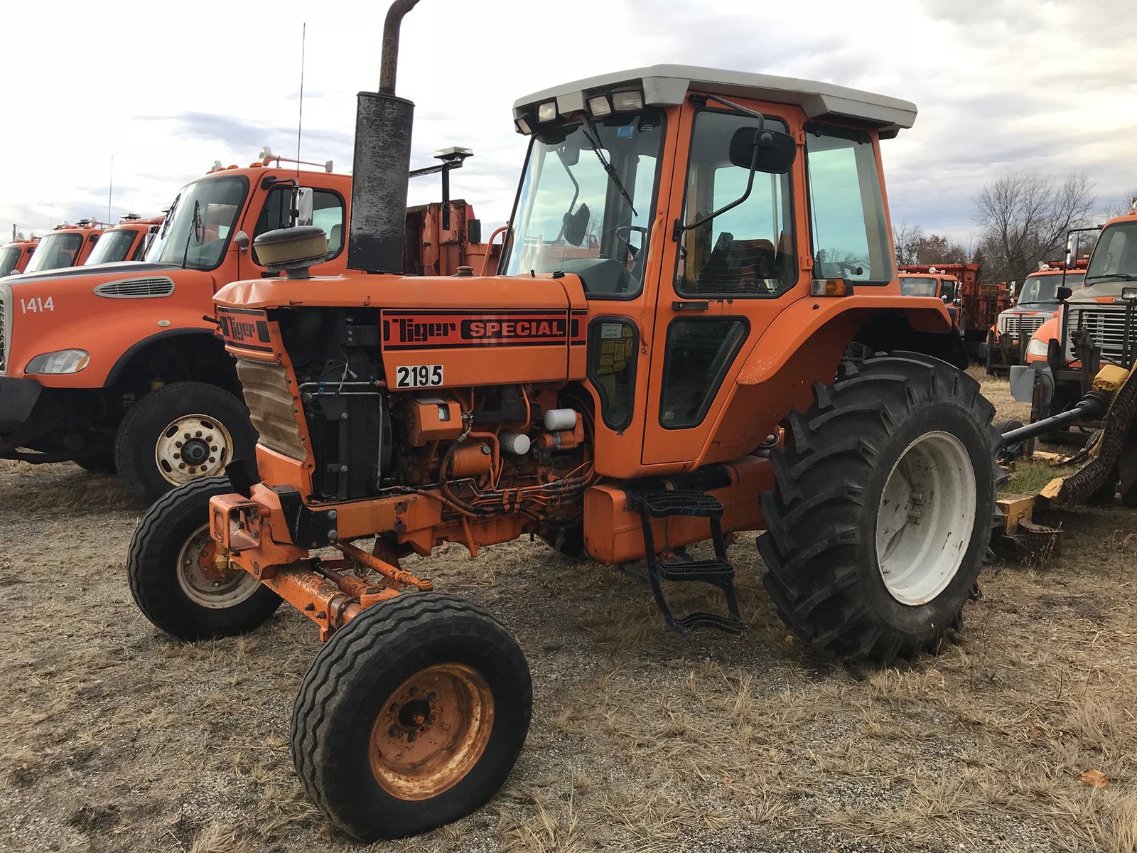 Property photo 20 - ABSOLUTE EXCESS TRUCK & EQUIPMENT AUCTION IN ELKHART COUNTY, INDIANA
