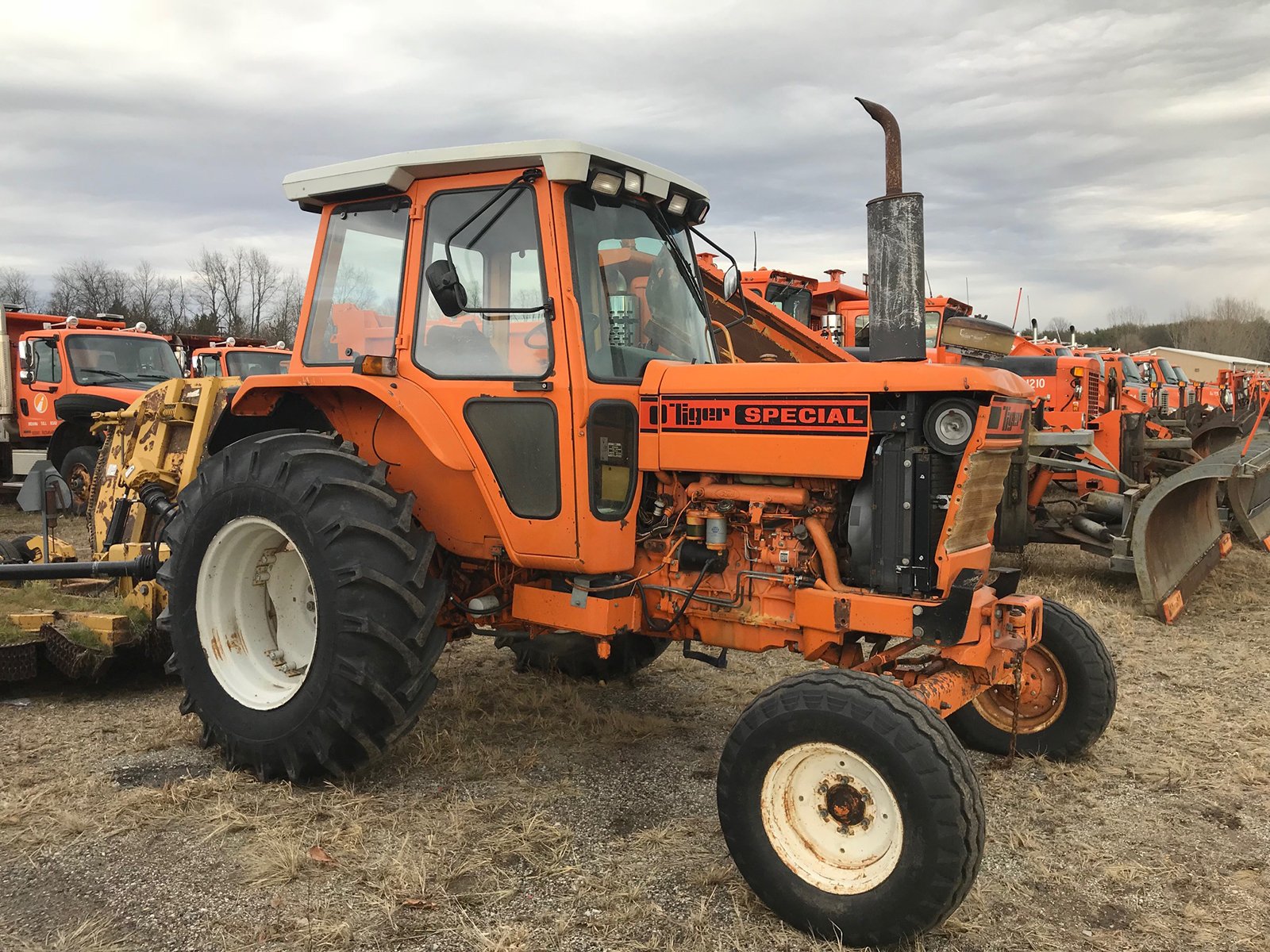 Property photo 19 - ABSOLUTE EXCESS TRUCK & EQUIPMENT AUCTION IN ELKHART COUNTY, INDIANA