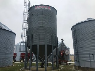 Property photo 82 - FARM EQUIPMENT AUCTION IN LAGRANGE COUNTY, INDIANA