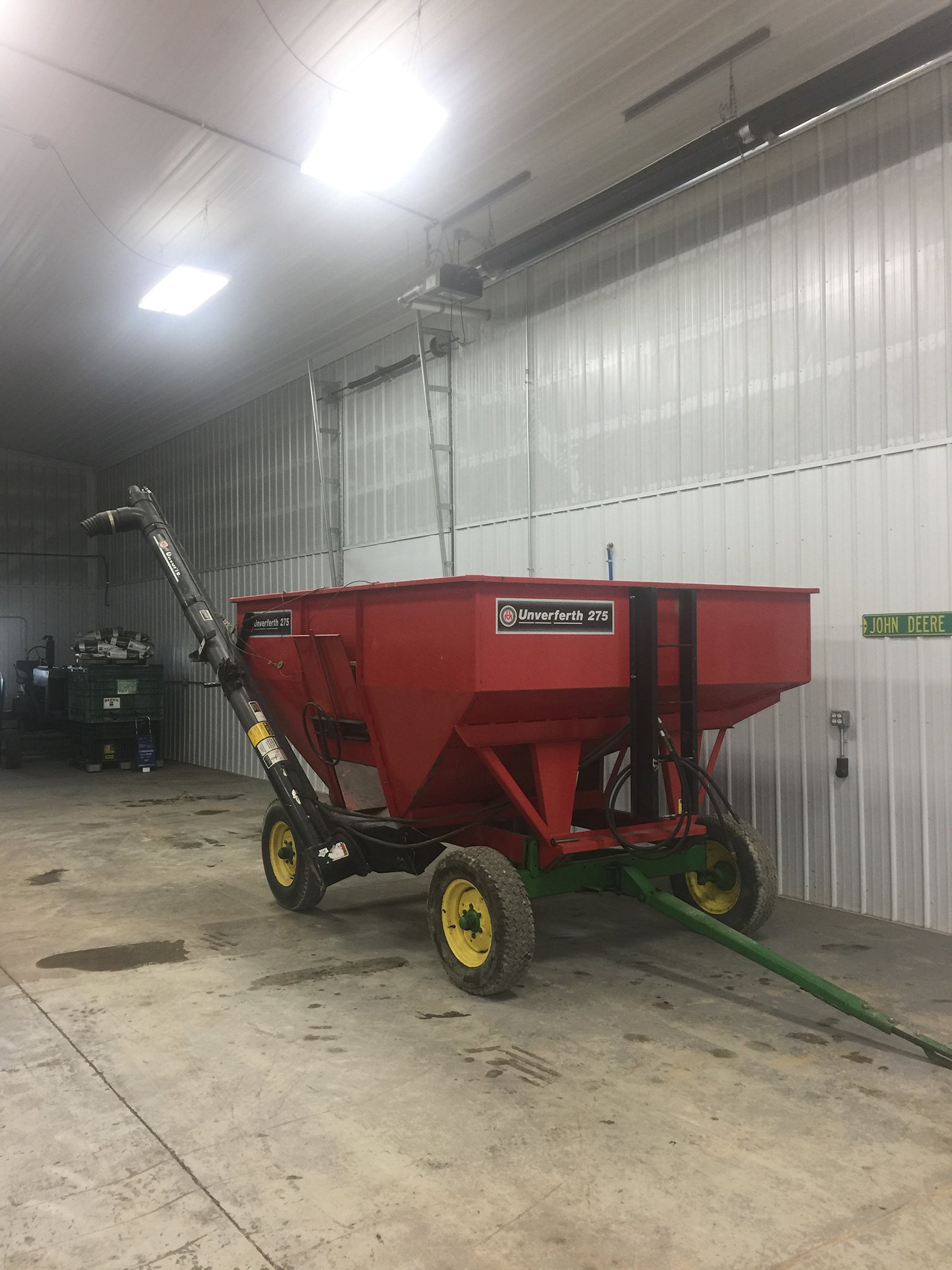 Property photo 37 - FARM EQUIPMENT AUCTION IN LENAWEE COUNTY, MICHIGAN