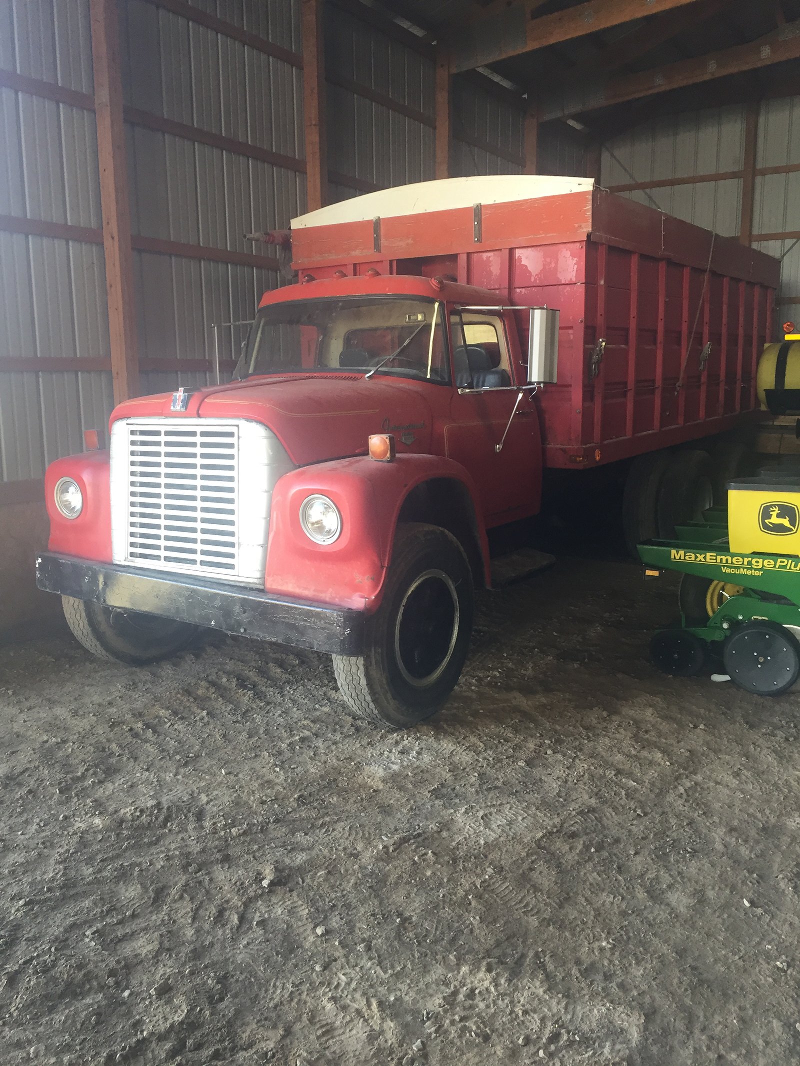 Property photo 31 - FARM EQUIPMENT AUCTION IN LENAWEE COUNTY, MICHIGAN