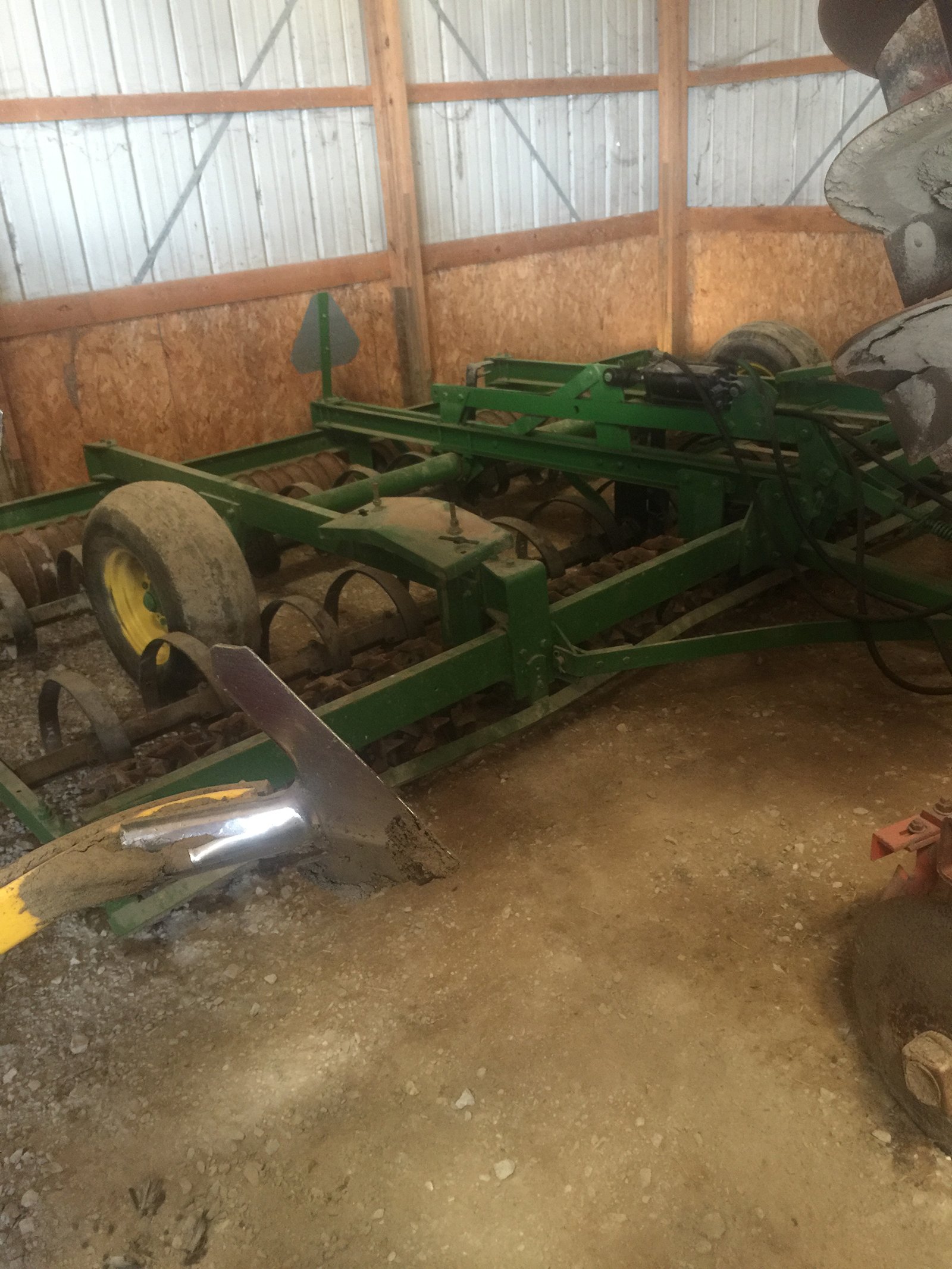 Property photo 27 - FARM EQUIPMENT AUCTION IN LENAWEE COUNTY, MICHIGAN