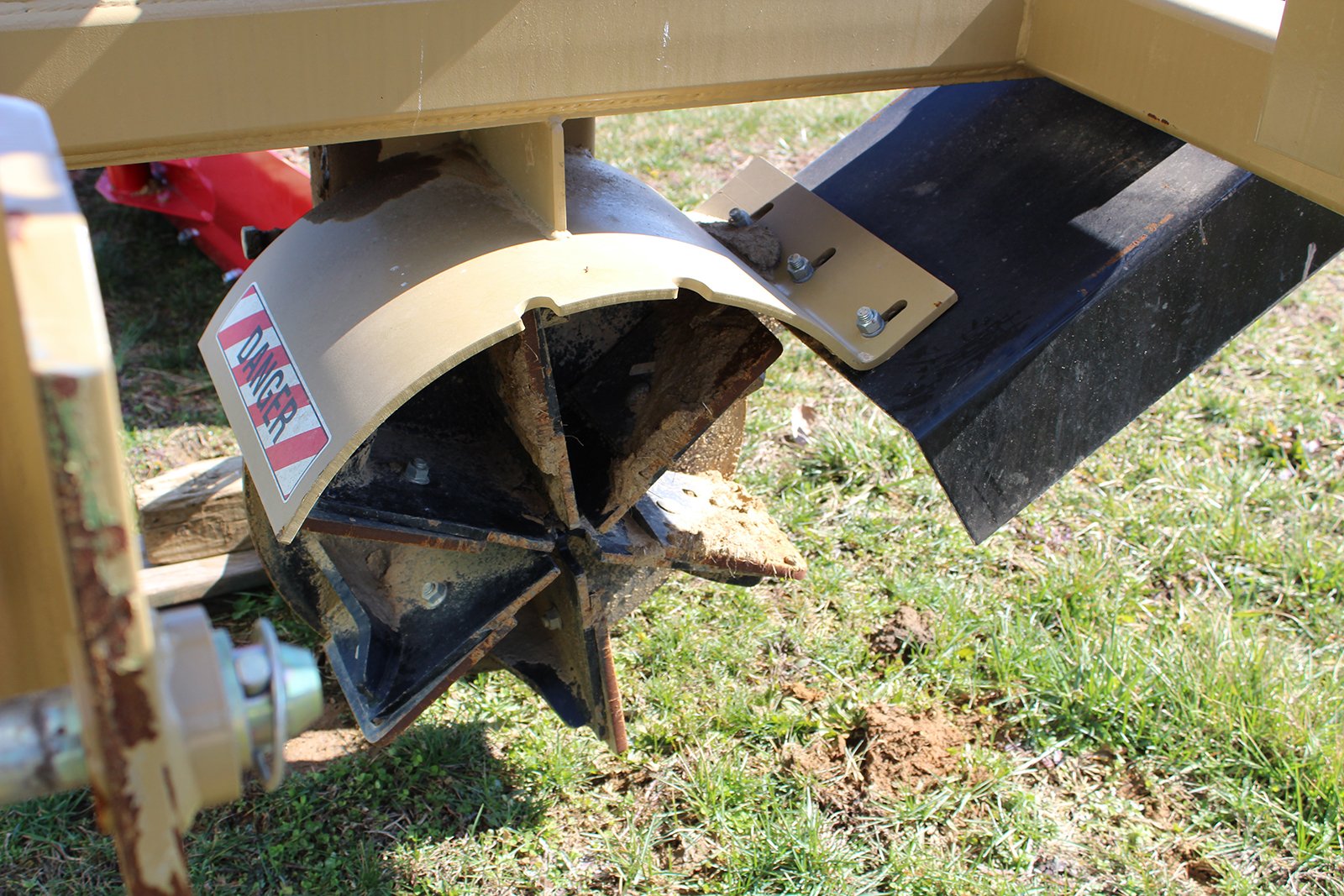 Property photo 86 - FARM EQUIPMENT AUCTION IN GIBSON COUNTY, INDIANA