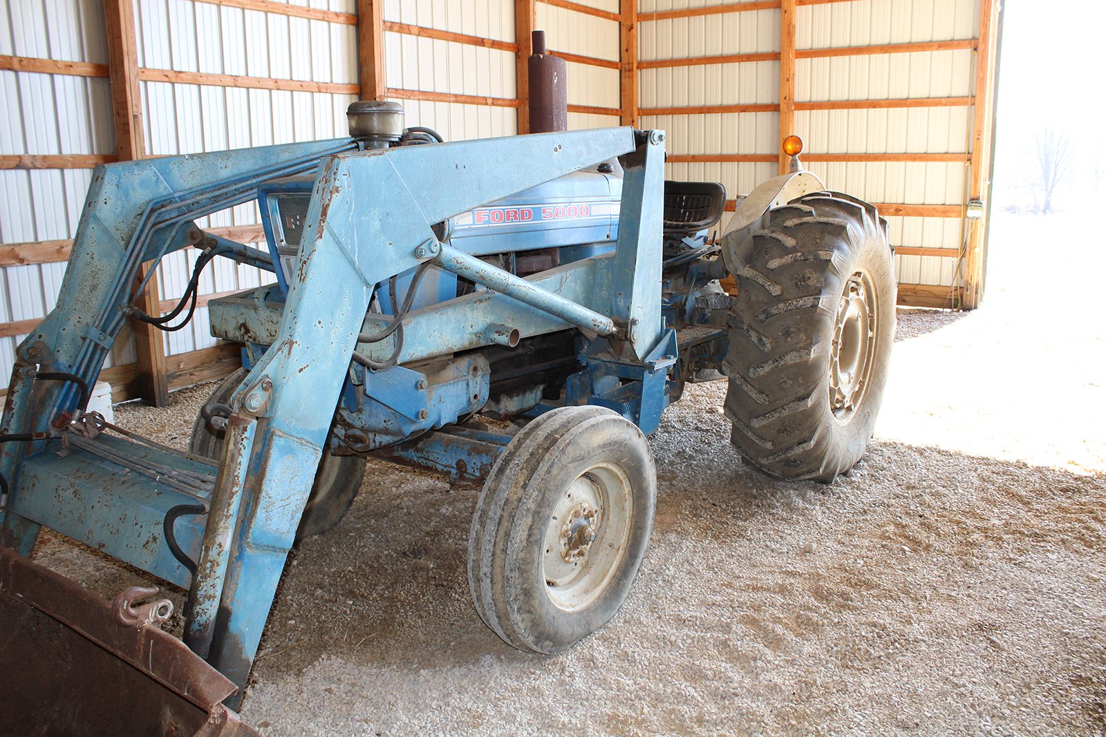 Property photo 22 - FARM EQUIPMENT AUCTION IN GIBSON COUNTY, INDIANA