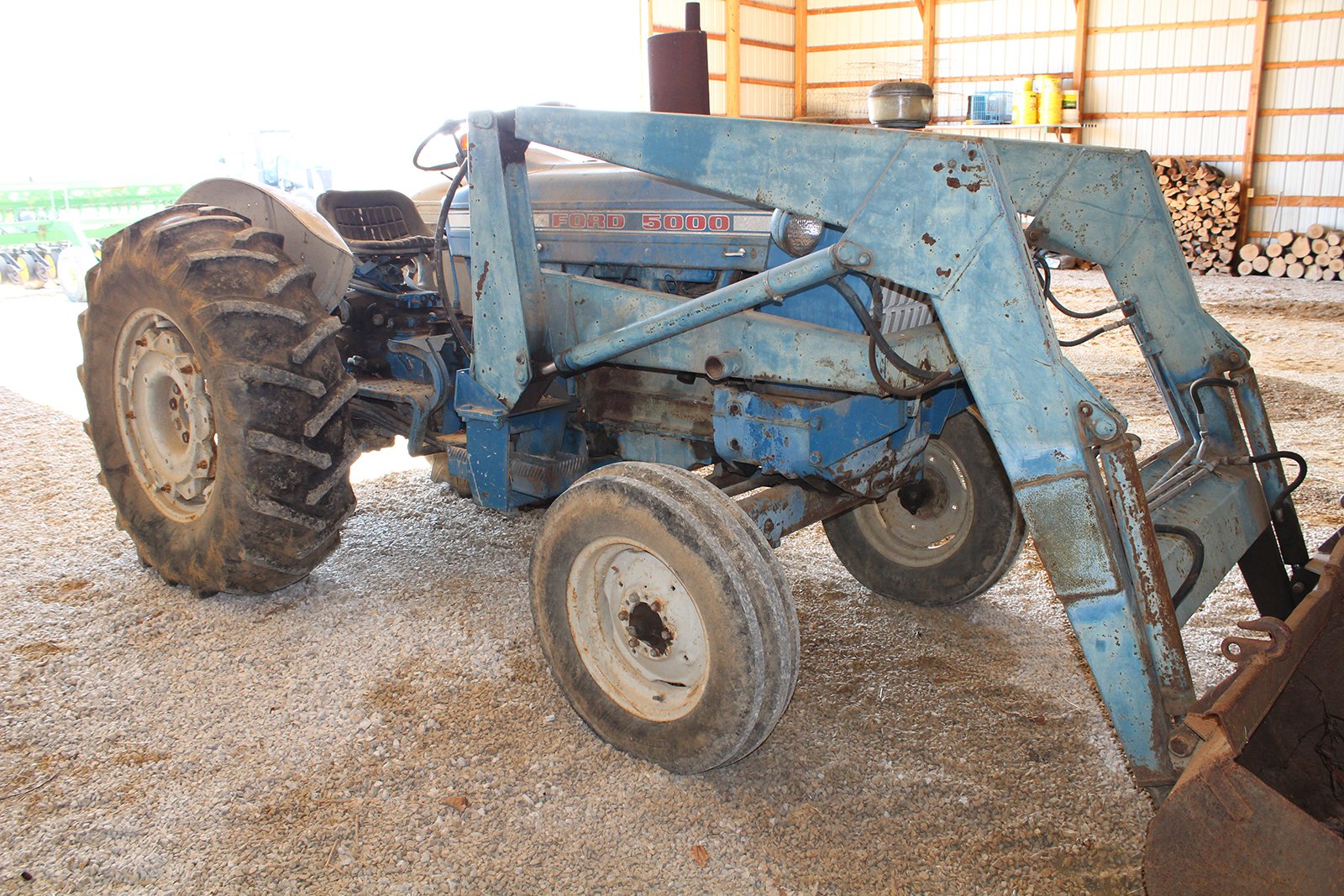 Property photo 23 - FARM EQUIPMENT AUCTION IN GIBSON COUNTY, INDIANA