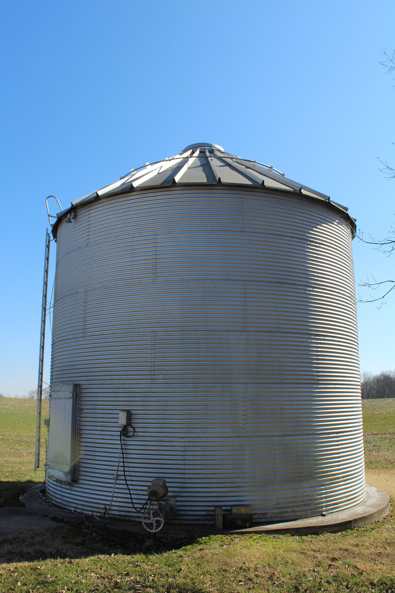 Property photo 74 - FARM EQUIPMENT AUCTION IN GIBSON COUNTY, INDIANA