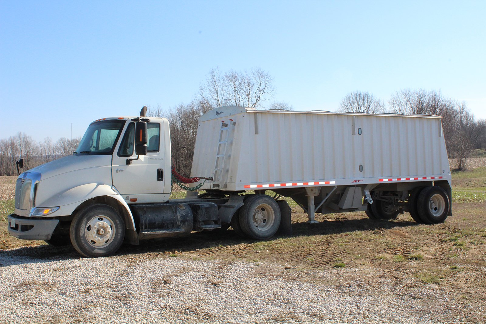 Property photo 39 - FARM EQUIPMENT AUCTION IN GIBSON COUNTY, INDIANA