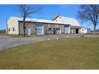 Barn in Lenawee County, Michigan - ** AUCTION HAS BEEN POSTPONED *** FARM AUCTION - 85+/- ACRES OFFERED IN 4 TRACTS IN LENAWEE COUNTY, MICHIGAN