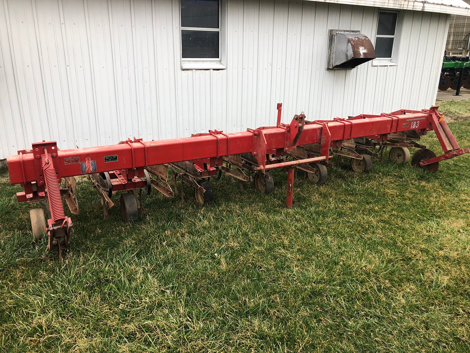 Property photo 44 - *** VIRTUAL ONLINE AND PHONE BID *** FARM EQUIPMENT AUCTION IN WAYNE COUNTY, INDIANA