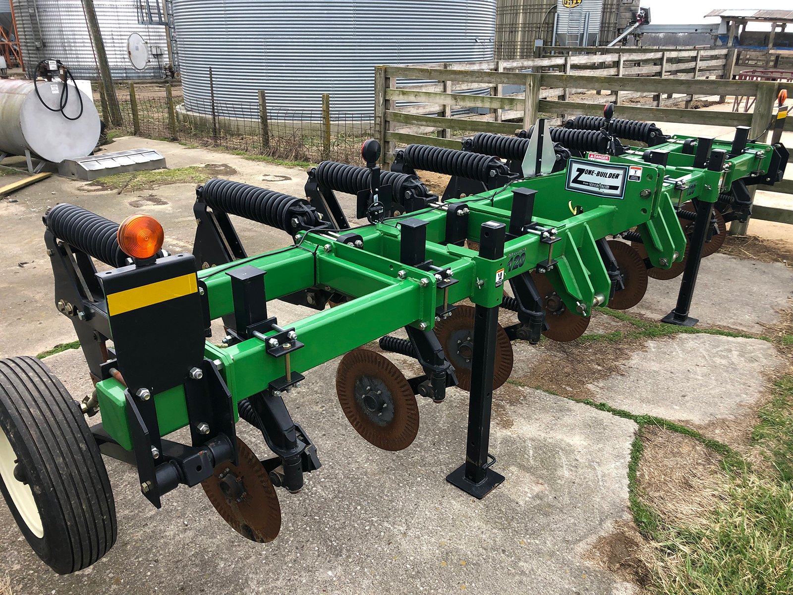Property photo 47 - *** VIRTUAL ONLINE AND PHONE BID *** FARM EQUIPMENT AUCTION IN WAYNE COUNTY, INDIANA