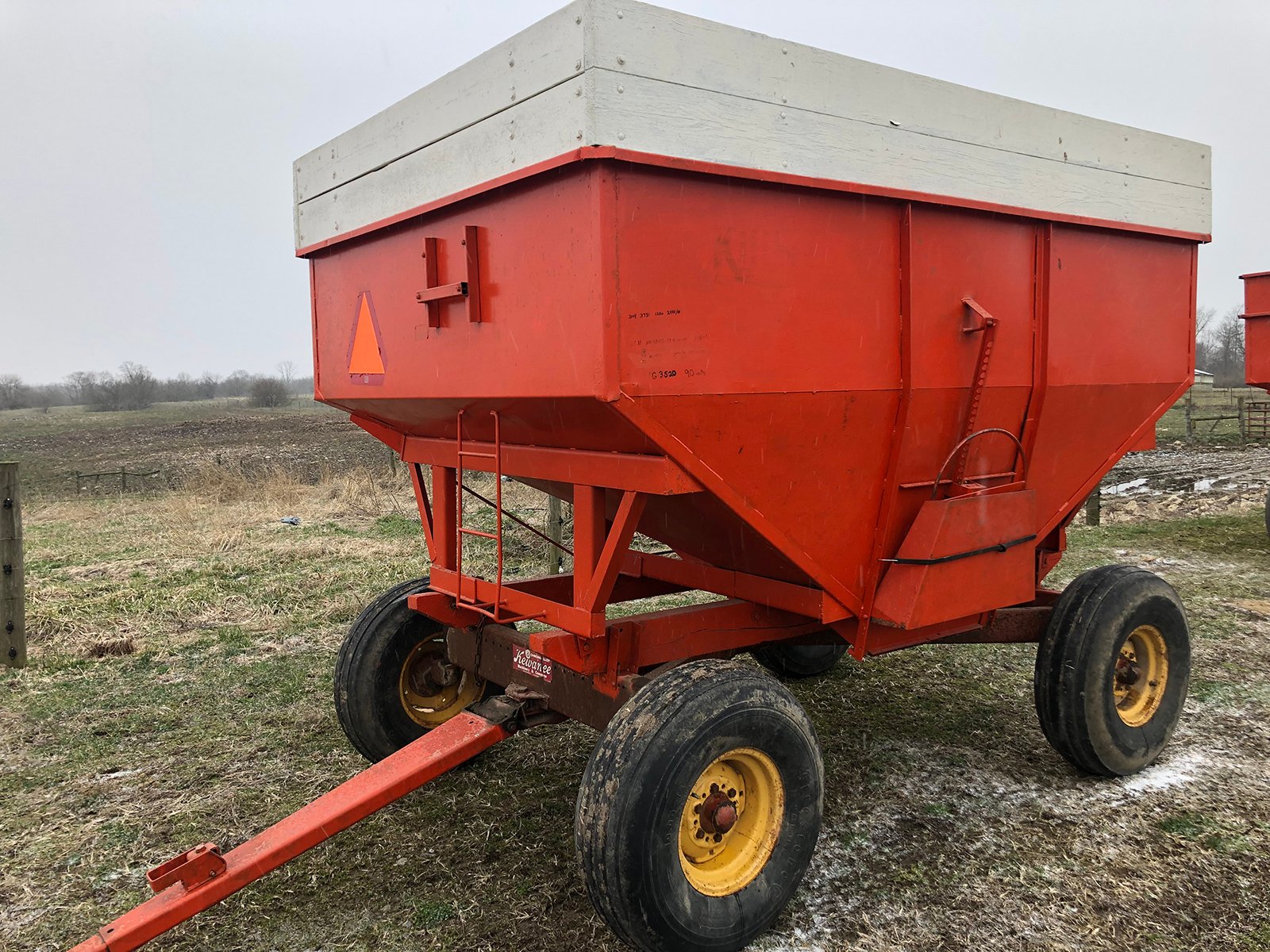 Property photo 114 - *** VIRTUAL ONLINE AND PHONE BID *** FARM EQUIPMENT AUCTION IN WAYNE COUNTY, INDIANA