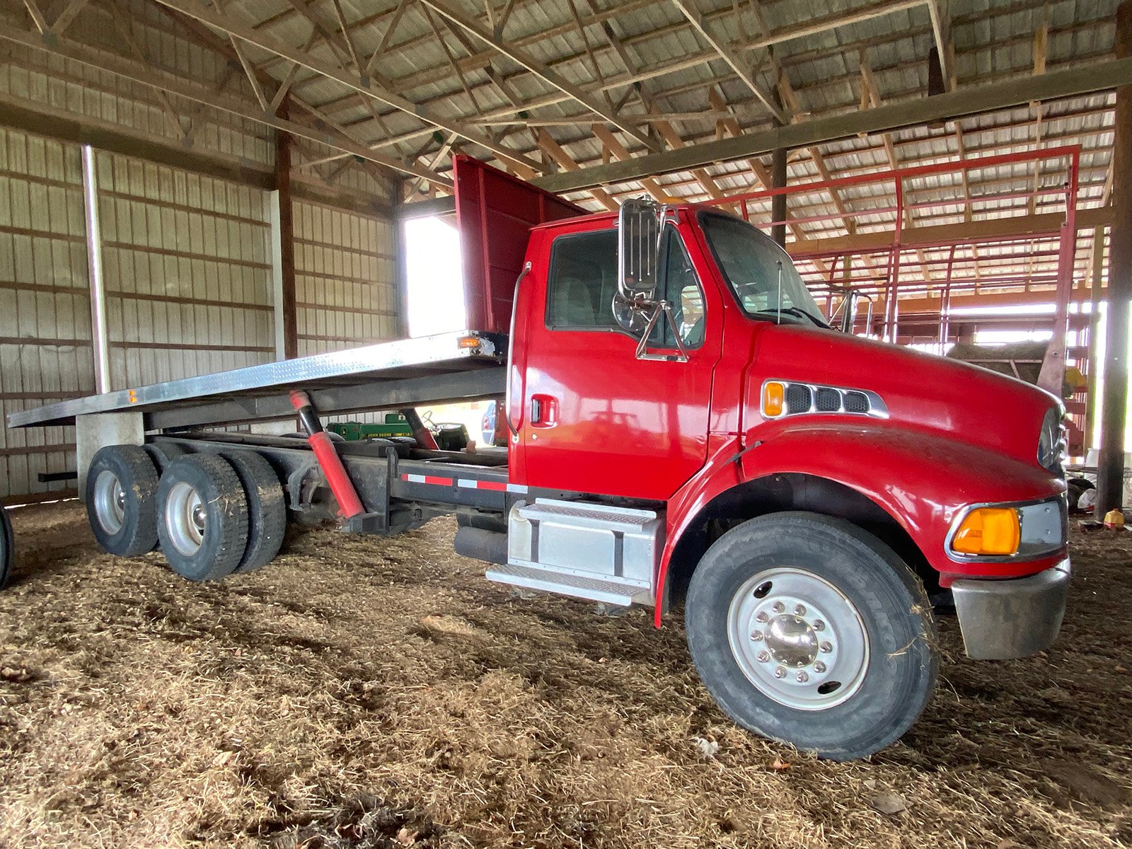 Property photo 35 - SPRING ONLINE EQUIPMENT AUCTION