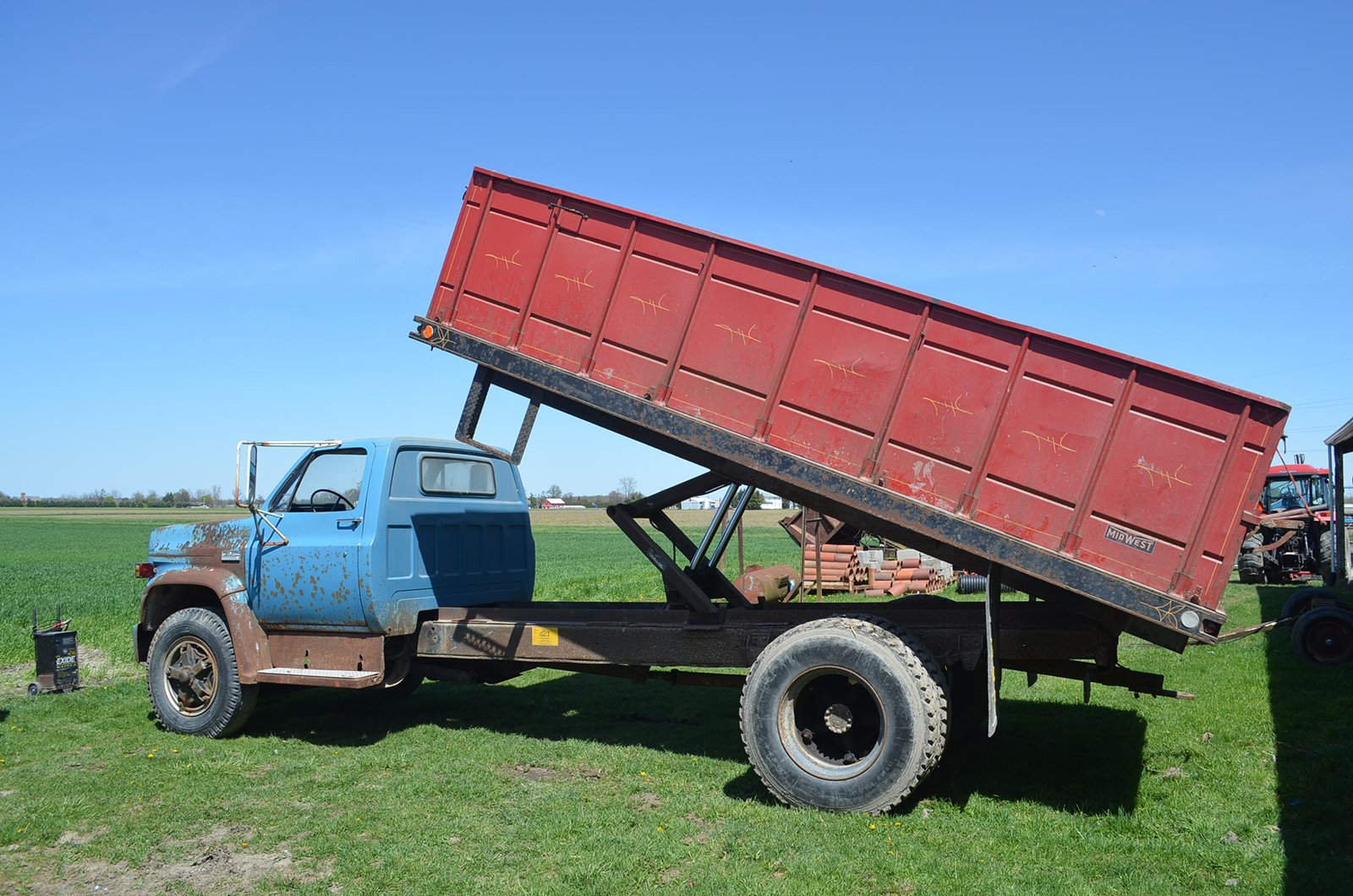 Property photo 9 - FARM EQUIPMENT AUCTION IN ALLEN COUNTY, INDIANA