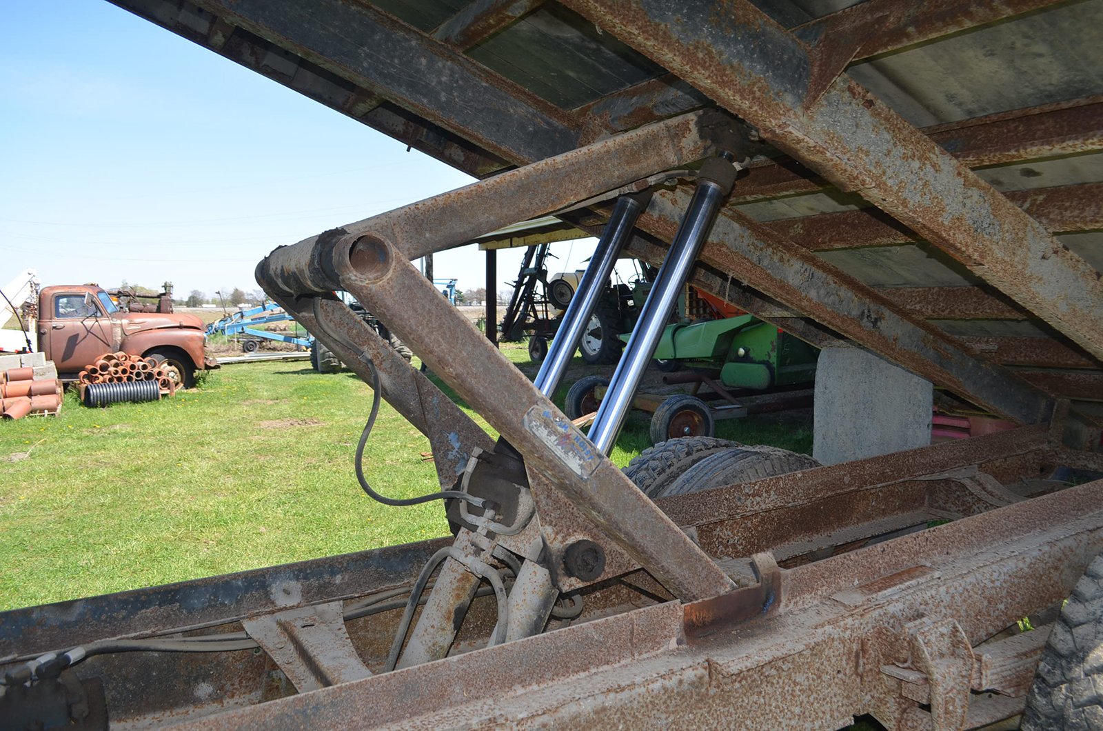 Property photo 13 - FARM EQUIPMENT AUCTION IN ALLEN COUNTY, INDIANA