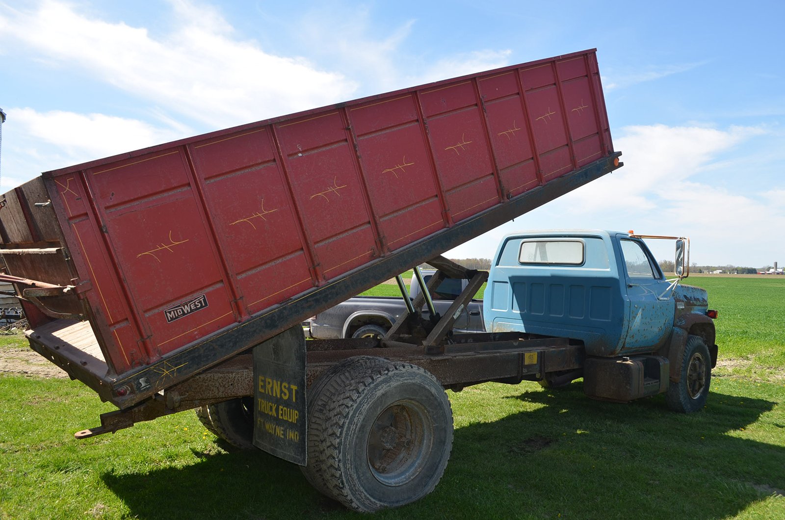 Property photo 15 - FARM EQUIPMENT AUCTION IN ALLEN COUNTY, INDIANA