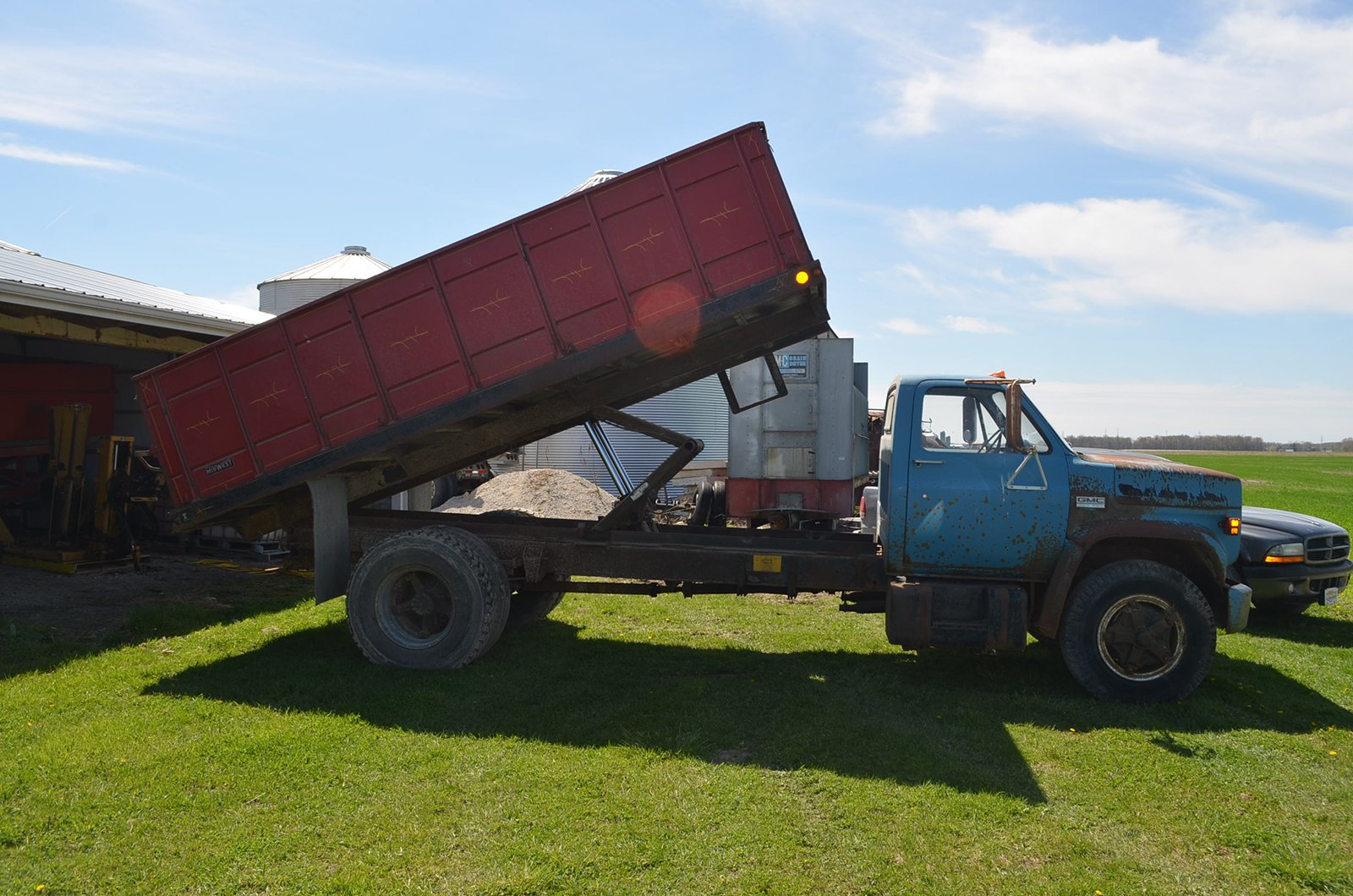 Property photo 16 - FARM EQUIPMENT AUCTION IN ALLEN COUNTY, INDIANA
