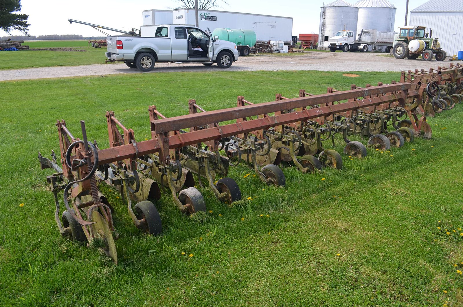 Property photo 28 - FARM EQUIPMENT AUCTION IN ALLEN COUNTY, INDIANA