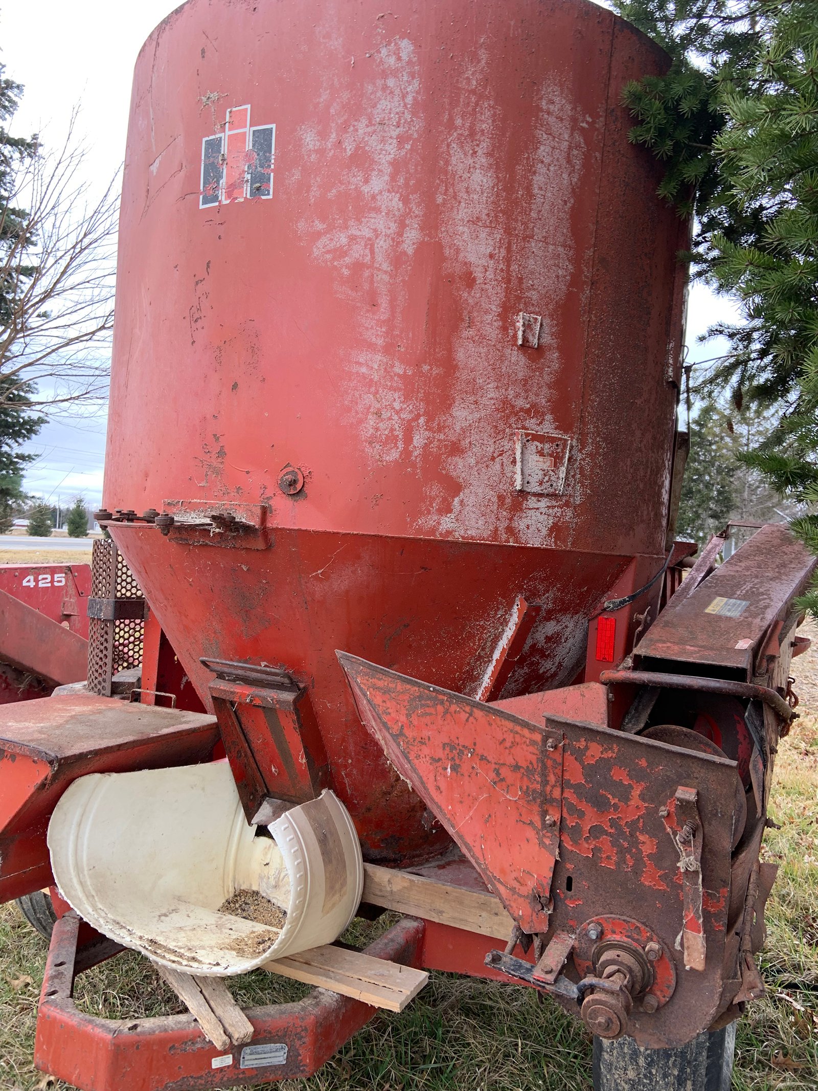 Property photo 75 - FARM EQUIPMENT AUCTION IN ALLEN COUNTY, INDIANA