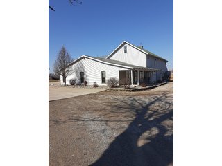 Home in Allen County, Indiana - REAL ESTATE & PERSONAL PROPERTY AUCTION - 4+/- ACRES IN ALLEN COUNTY, INDIANA