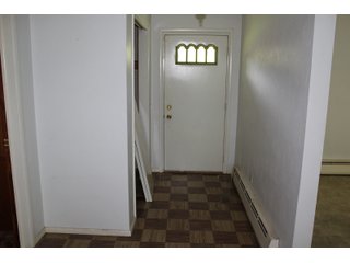 Inside Home on Tract 1 in Wabash County, Indiana - ABSOLUTE REAL ESTATE AUCTION - 20 HOMES, RENTAL PROPERTIES & 19+/- ACRES WITH HOME IN WABASH, WHITLEY & ALLEN COUNTIES, INDIANA