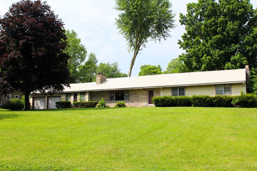 ABSOLUTE REAL ESTATE AUCTION - 20 HOMES, RENTAL PROPERTIES & 19+/- ACRES WITH HOME IN WABASH, WHITLEY & ALLEN COUNTIES, INDIANA