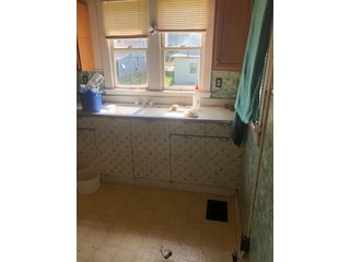 Inside Home on Tract 11 in Wabash County, Indiana - ABSOLUTE REAL ESTATE AUCTION - 20 HOMES, RENTAL PROPERTIES & 19+/- ACRES WITH HOME IN WABASH, WHITLEY & ALLEN COUNTIES, INDIANA