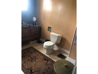 Inside Home on Tract 8 in Wabash County, Indiana - ABSOLUTE REAL ESTATE AUCTION - 20 HOMES, RENTAL PROPERTIES & 19+/- ACRES WITH HOME IN WABASH, WHITLEY & ALLEN COUNTIES, INDIANA