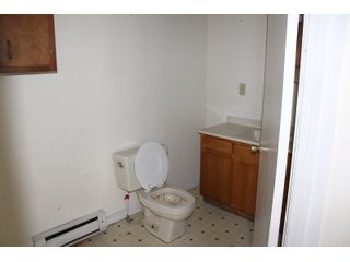 Inside Home on Tract 10 in Wabash County, Indiana - ABSOLUTE REAL ESTATE AUCTION - 20 HOMES, RENTAL PROPERTIES & 19+/- ACRES WITH HOME IN WABASH, WHITLEY & ALLEN COUNTIES, INDIANA