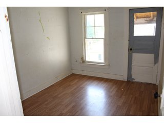 Inside Home on Tract 20 in Wabash County, Indiana - ABSOLUTE REAL ESTATE AUCTION - 20 HOMES, RENTAL PROPERTIES & 19+/- ACRES WITH HOME IN WABASH, WHITLEY & ALLEN COUNTIES, INDIANA