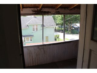 Inside Home on Tract 20 in Wabash County, Indiana - ABSOLUTE REAL ESTATE AUCTION - 20 HOMES, RENTAL PROPERTIES & 19+/- ACRES WITH HOME IN WABASH, WHITLEY & ALLEN COUNTIES, INDIANA